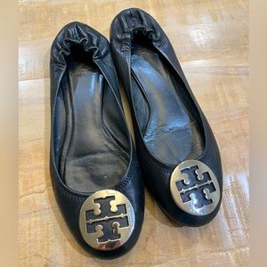 Tory Burch REVA black and silver logo emblem flats shoes ballerina